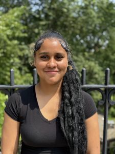 Picture of Yriana Saldana 